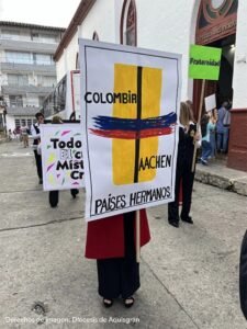 Celebrando la Hermandad